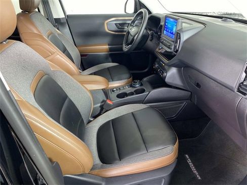 Used 2024 Ford Bronco Sport Outer Banks w/ Tech Package image 11