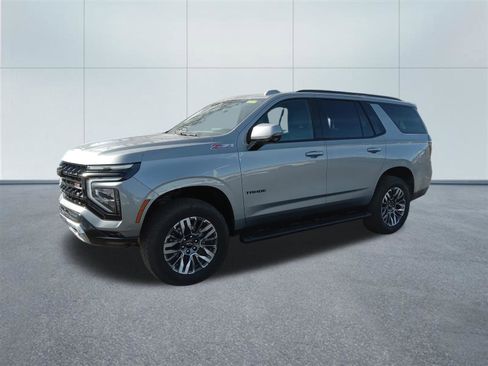 Used 2025 Chevrolet Tahoe Z71 w/ Z71 Off-Road Package image 1