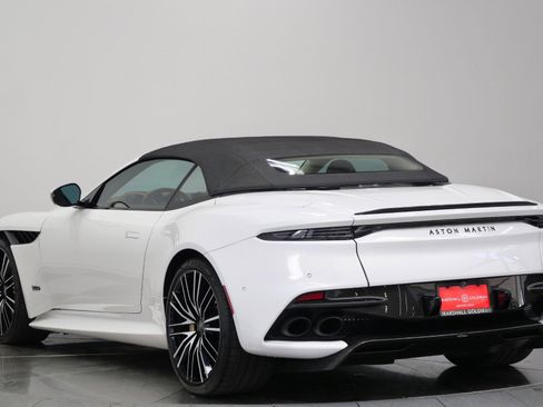 Used 2022 Aston Martin DBS Superleggera Volante RWD image 7