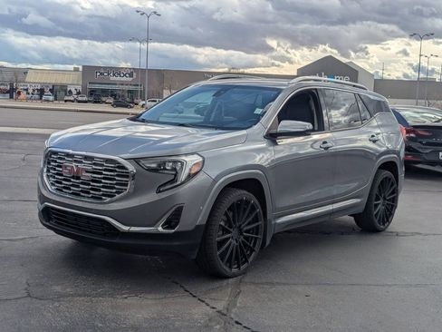 Used 2018 GMC Terrain Denali image 9