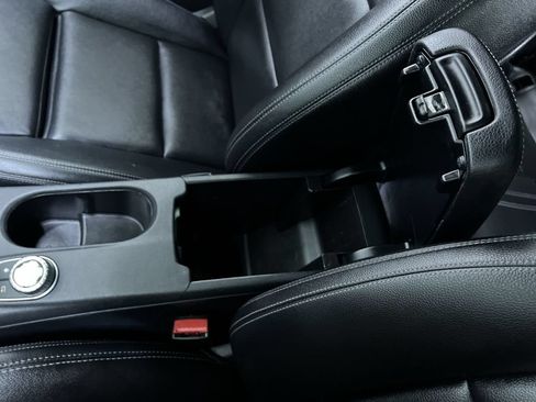 Used 2018 Mercedes-Benz CLA 250 image 25