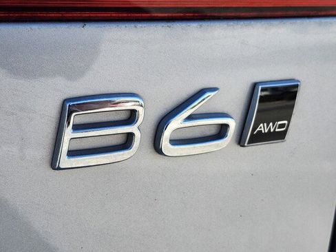 Used 2022 Volvo XC60 B6 Inscription w/ Advanced Package image 35