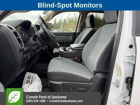 Used 2020 RAM 3500 Big Horn w/ Towing Technology Group AWD/4WD image 2