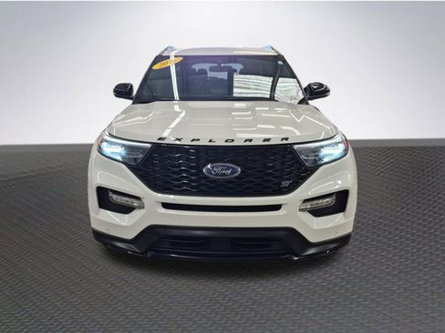 Certified 2021 Ford Explorer ST w/ Equipment Group 401A AWD/4WD image 3
