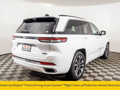 Used 2023 Jeep Grand Cherokee Overland w/ Adv Protech Group III image 18