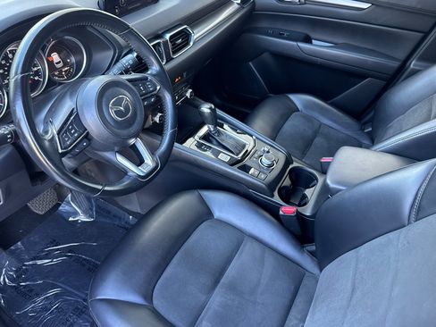 Used 2020 MAZDA CX-5 Touring FWD image 4