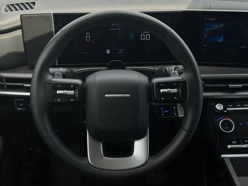 Used 2026 Hyundai Santa Fe SEL FWD image 18