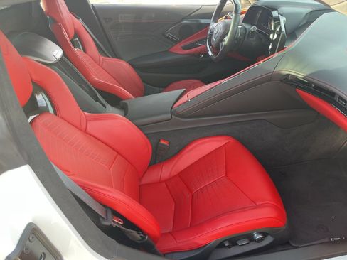 Used 2023 Chevrolet Corvette Z06 w/ Z07 Performance Package RWD image 14