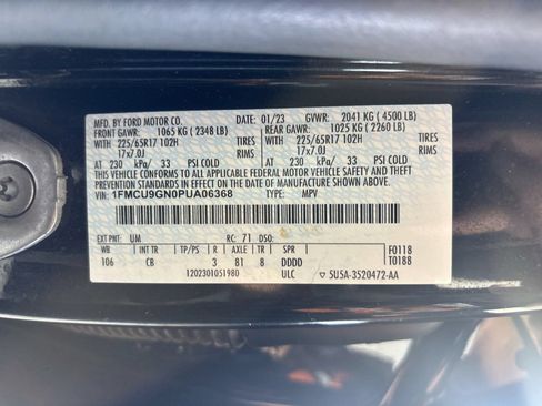 Used 2023 Ford Escape Active AWD/4WD image 29