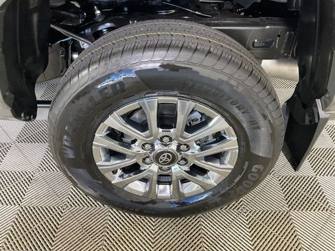 New 2026 Toyota Tacoma Limited AWD/4WD image 5