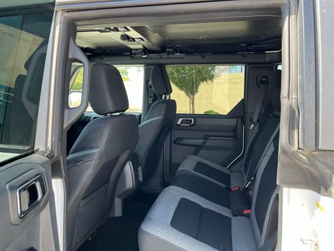 Used 2025 Ford Bronco Big Bend AWD/4WD image 16