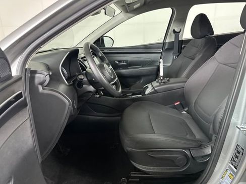Certified 2023 Hyundai Tucson SE image 18