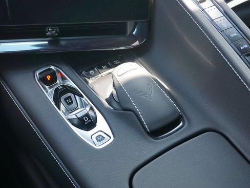 Used 2025 Chevrolet Corvette Z06 RWD image 24
