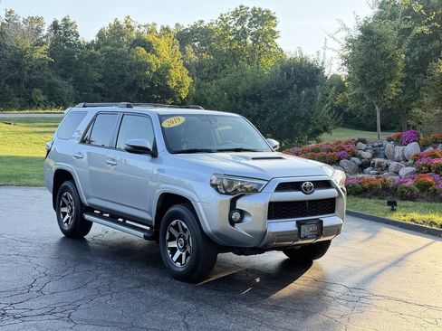 Used 2019 Toyota 4Runner TRD Off-Road Premium AWD/4WD image 1