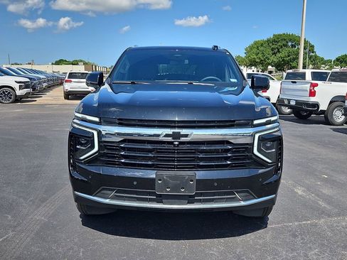 Used 2025 Chevrolet Tahoe LS RWD image 9