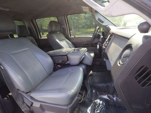 Used 2013 Ford F250 XL w/ PWR Equipment Group AWD/4WD image 14