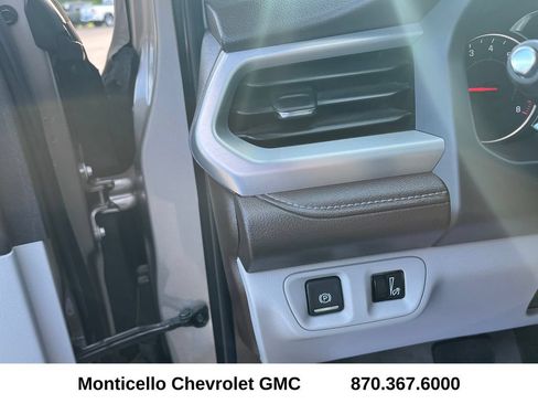 Used 2022 GMC Acadia SLE AWD/4WD image 11