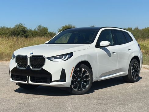 New 2026 BMW X3 xDrive30 w/ Premium Package image 1