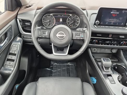 Used 2023 Nissan Rogue SL AWD/4WD image 8