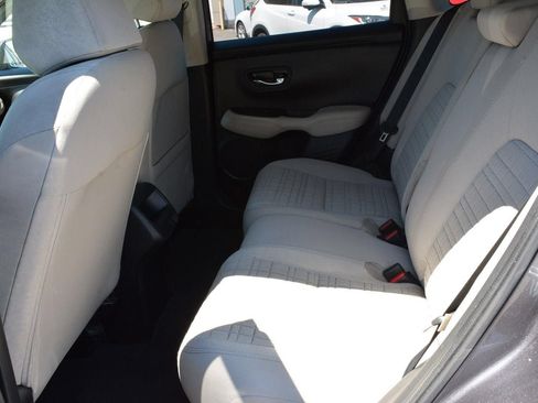 Used 2023 Honda HR-V LX image 14