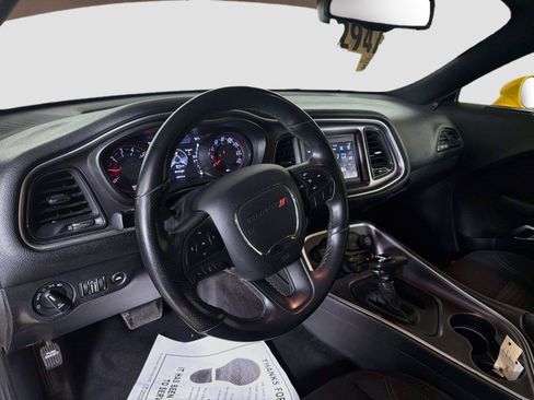 Used 2018 Dodge Challenger SXT w/ Blacktop Package RWD image 9