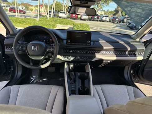 Used 2024 Honda Accord EX image 36