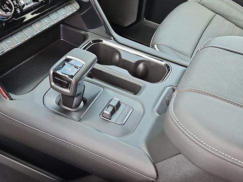 New 2026 GMC Sierra 1500 AT4X AWD/4WD image 21