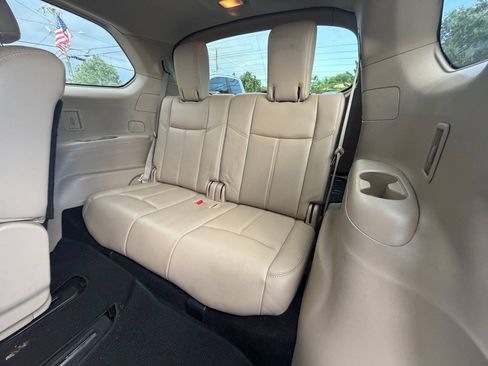 Used 2017 Nissan Pathfinder SL FWD image 18