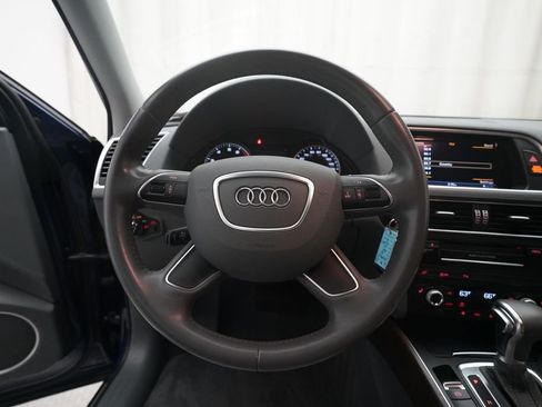 Used 2016 Audi Q5 2.0T Premium Plus w/ Technology Package AWD/4WD image 4