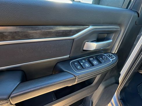 Used 2024 RAM 2500 Big Horn w/ Bed Utility Group image 15