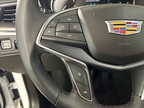 Certified 2024 Cadillac XT5 Luxury w/ LPO, Floor Liner Package FWD image 15