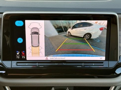 New 2026 Volkswagen Atlas SE image 24