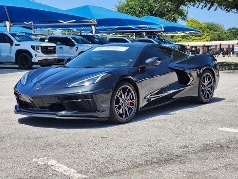 Used 2024 Chevrolet Corvette Stingray Premium Cpe w/ Z51 Performance Package RWD image 2