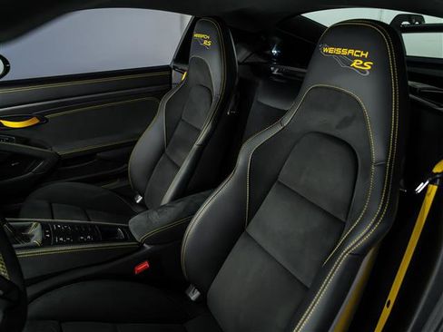 Certified 2025 Porsche 718 Cayman GT4 RS image 5