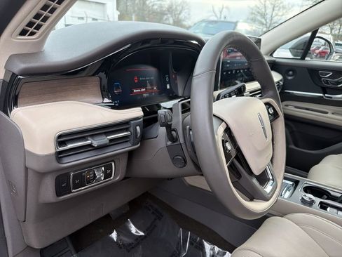 Certified 2024 Lincoln Corsair Reserve w/ Equipment Group 202A image 20