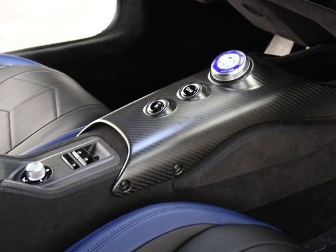 Used 2022 Maserati MC20 Coupe RWD image 27
