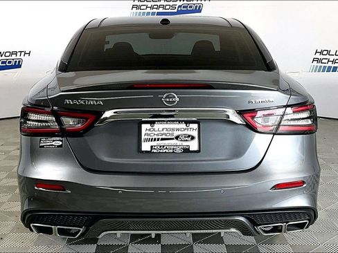 Used 2023 Nissan Maxima Platinum w/ Sport Mat Group FWD image 4
