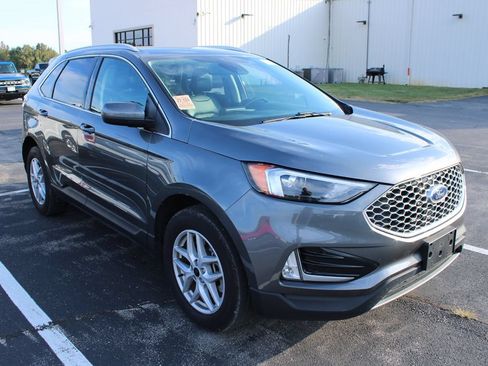 Certified 2023 Ford Edge ST-Line AWD/4WD image 3