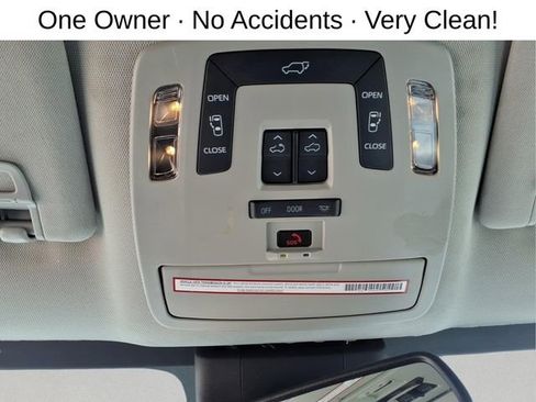 Used 2021 Toyota Sienna XLE FWD image 20