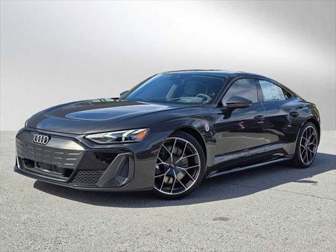 New 2025 Audi S e-tron GT Prestige image 3