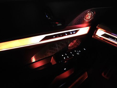 Used 2023 BMW 740i image 66