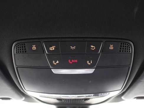Used 2019 Mercedes-Benz GLC 300 4MATIC image 20