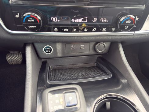 Used 2021 Nissan Rogue SV w/ Premium Package AWD/4WD image 20