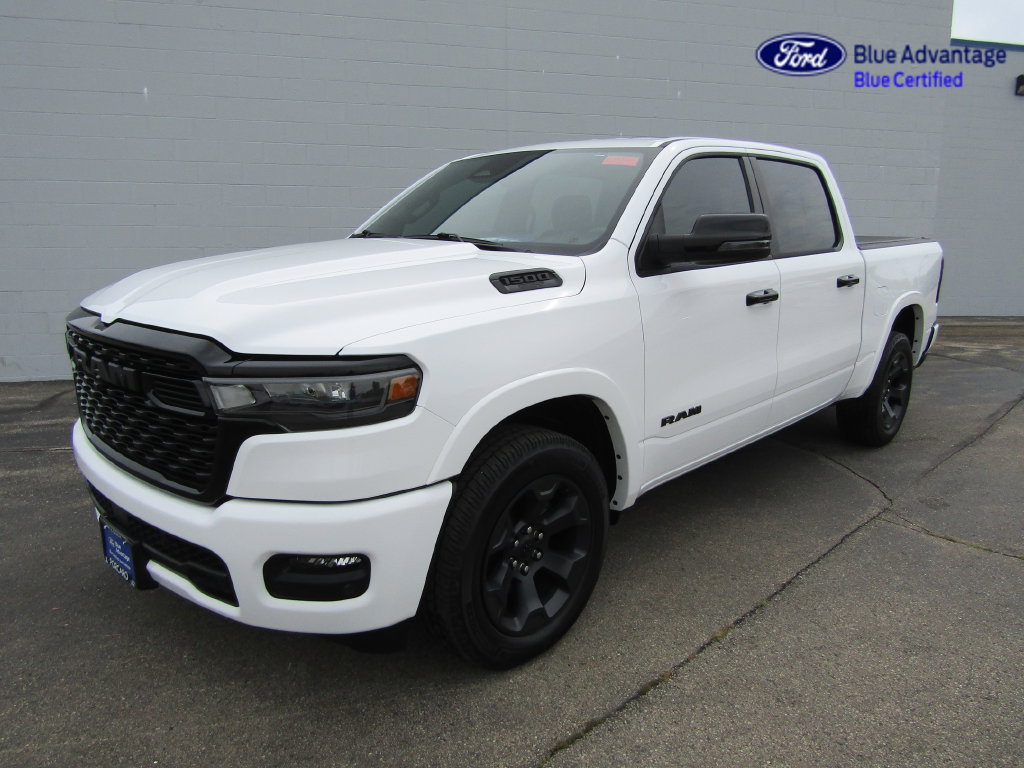 Used 2025 RAM 1500 4x4 Crew Cab image 46