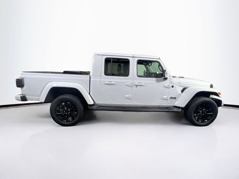 Used 2023 Jeep Gladiator Overland AWD/4WD image 4