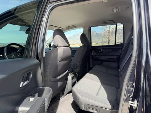 Used 2020 Honda Ridgeline Sport image 14