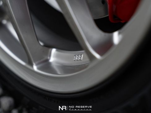 Used 2006 Ford GT image 24