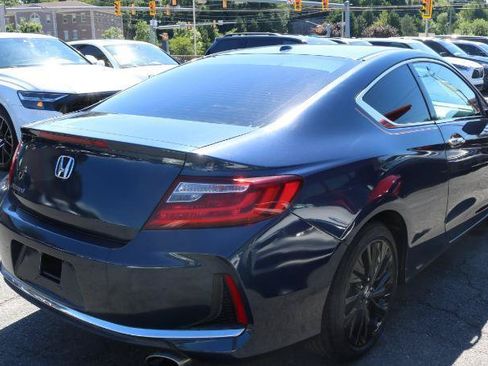 Used 2017 Honda Accord EX image 7