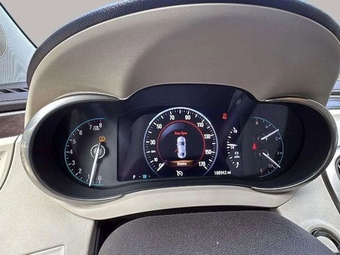 Used 2014 Buick LaCrosse Premium image 14