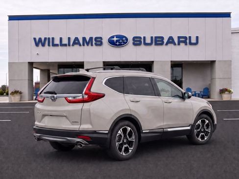 Used 2017 Honda CR-V Touring image 8